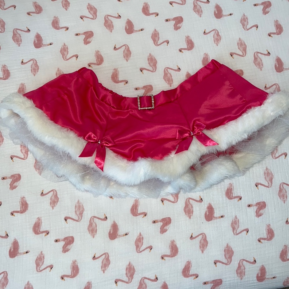 Victorias Secret Santa Skirt lined with tulle hem.